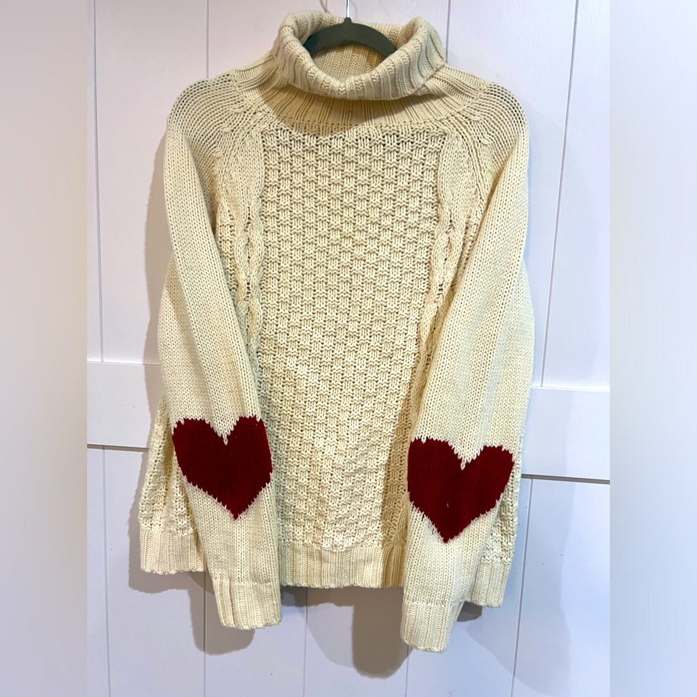 Valentines hearts ENTRO Cream sweater Red heart detail elbow ❤️ Women’s Medium